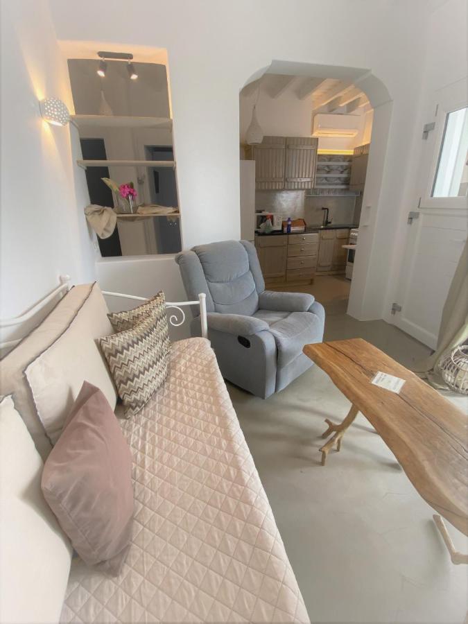Flaskos Suites And More 4*