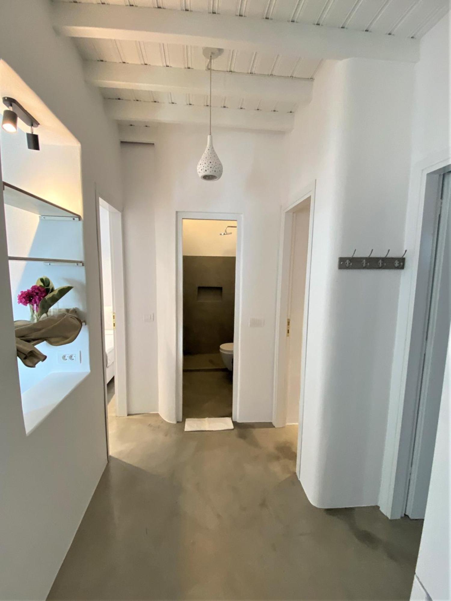 Flaskos Luxury Suites 4* Agios Stefanos (Mykonos)