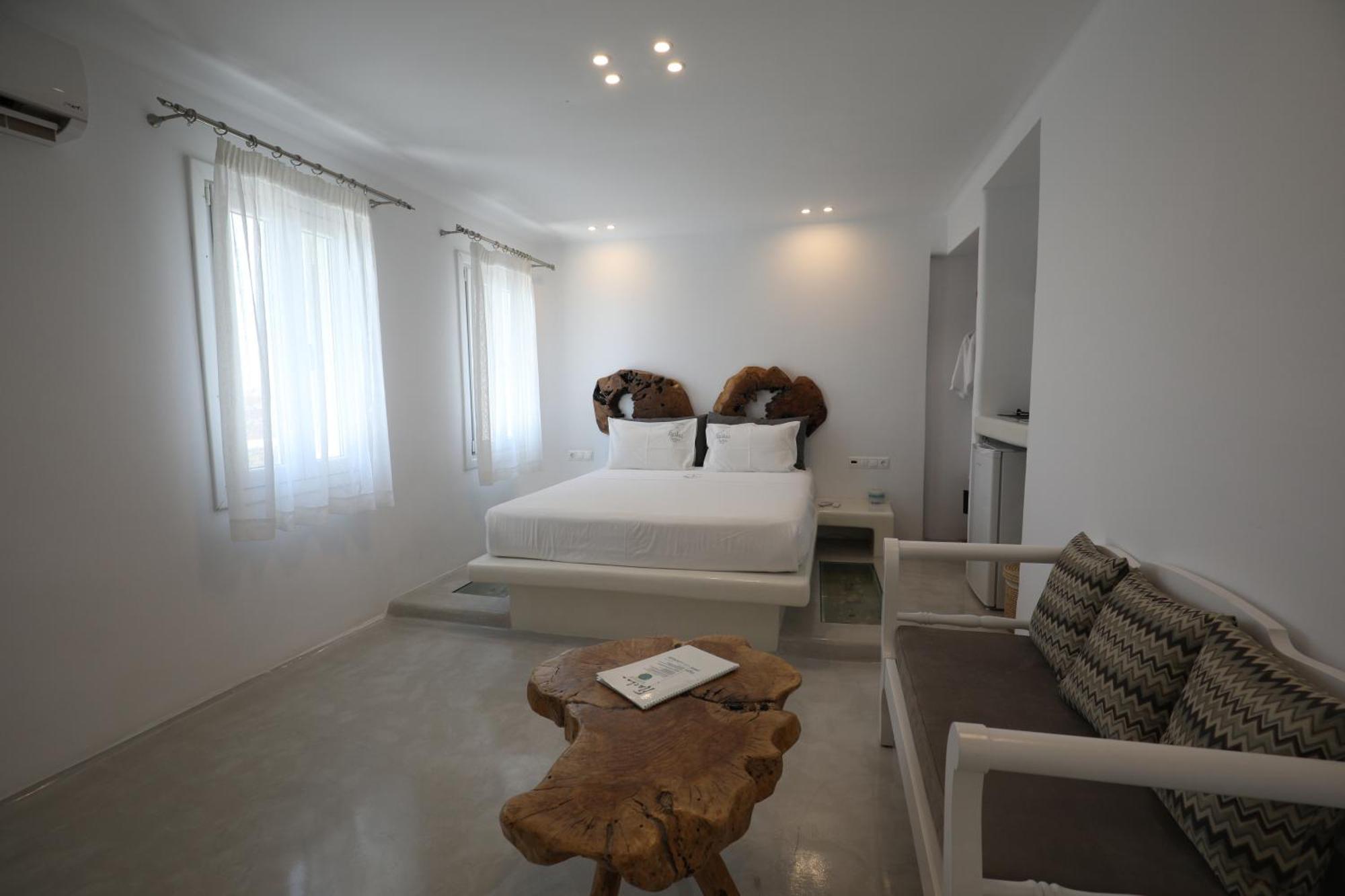 Flaskos Luxury Suites Aparthotel Agios Stefanos (Mykonos)